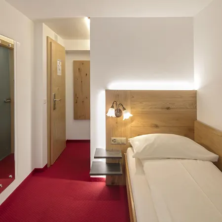 Gasthof Annex Antika