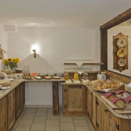 Gasthof Annex Antika