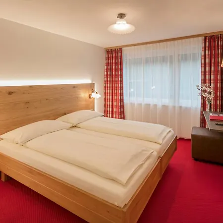 Guest house Annex Antika 2*