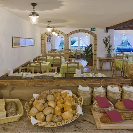 Annex Antika בית הארחה