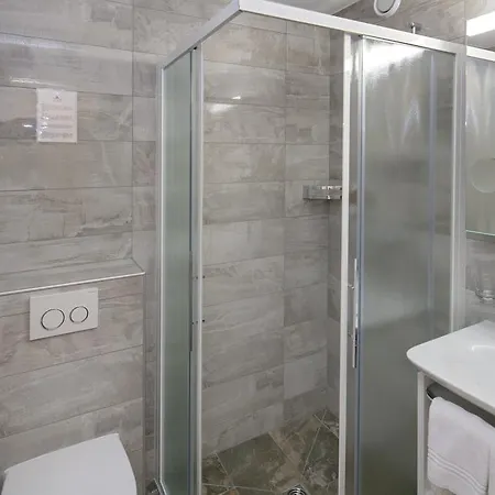 Annex Antika בית הארחה צרמט