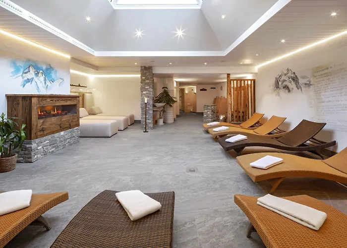 Annex Antika צרמט